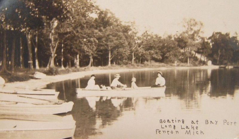 Bay Port Resort (Fenton Yacht Club) - Vintage Postcard (newer photo)